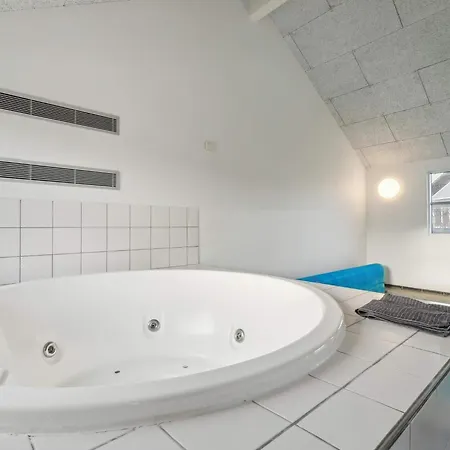 Luxury Pool In - By Traum *